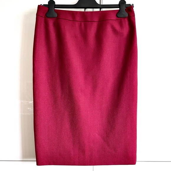 Les Copains Red Virgin Wool Pencil Skirt Size 4 EUC - Picture 1 of 10